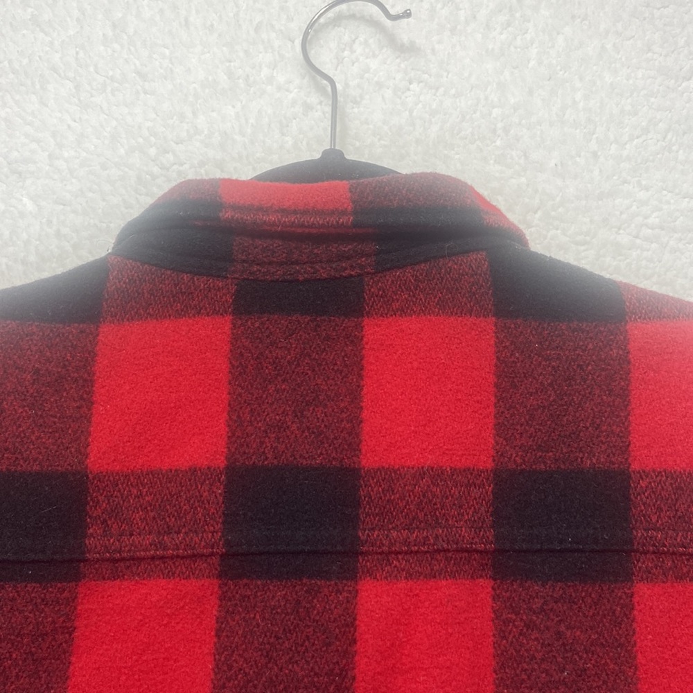 Old Navy Insulated Button Down. Red And Black Che… - image 5